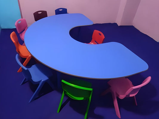 U Shape Table 6 Legs