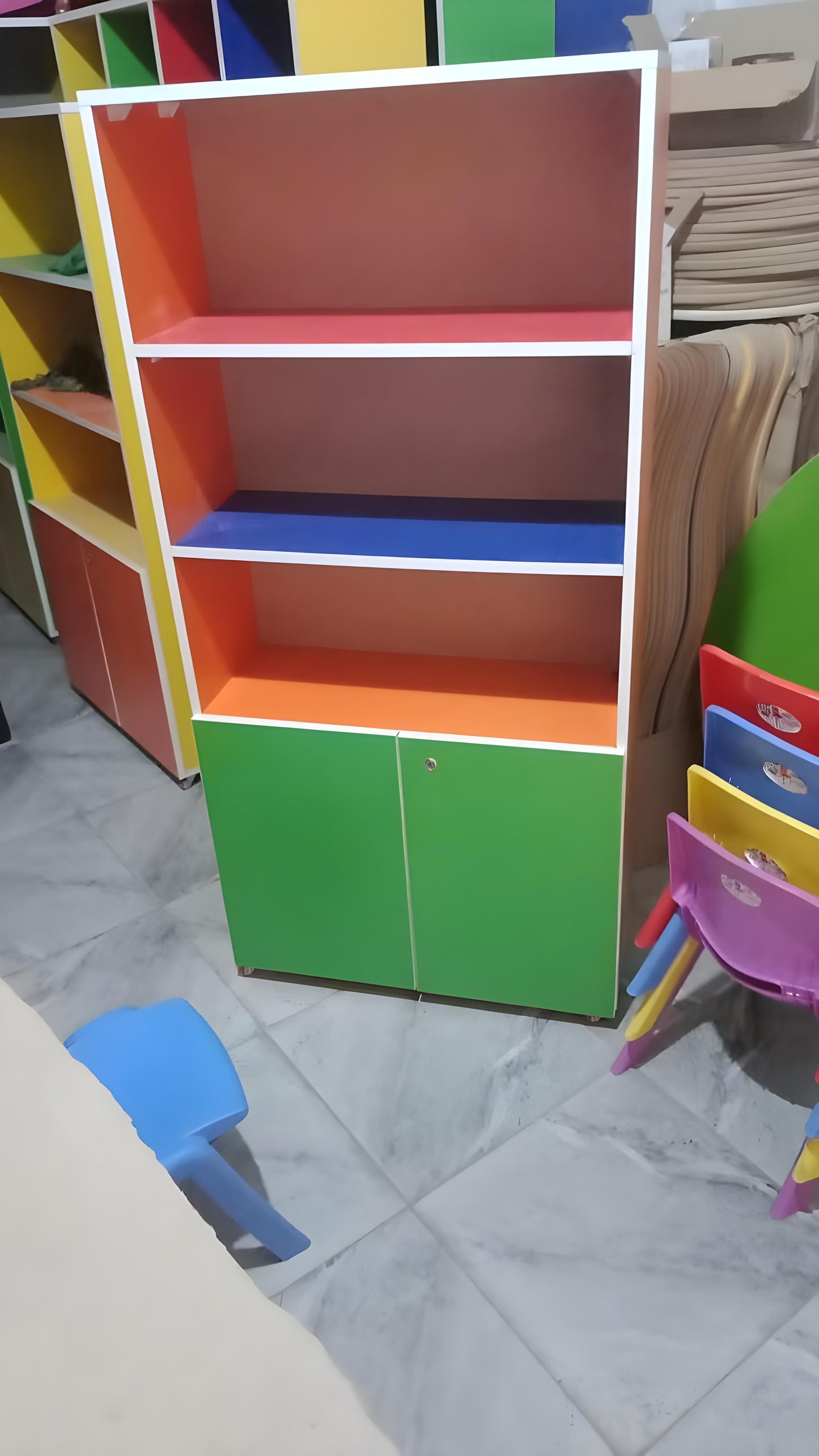 Montessori library 90*90